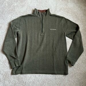 Columbia Men’s Olive Green Quarter Zip Ribbed Henley  Size Large